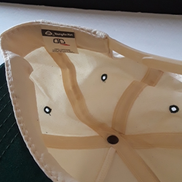 c ALAMO OFF WHITE  W/ GREEN RIM  HAT - Picture 4 of 4